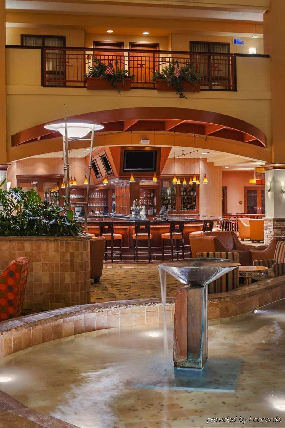 Embassy Suites By Hilton San Marcos Hotel Conference Center Restaurant photo